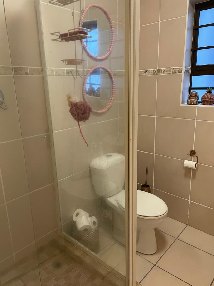 2 Bedroom Property for Sale in Sherwood Eastern Cape